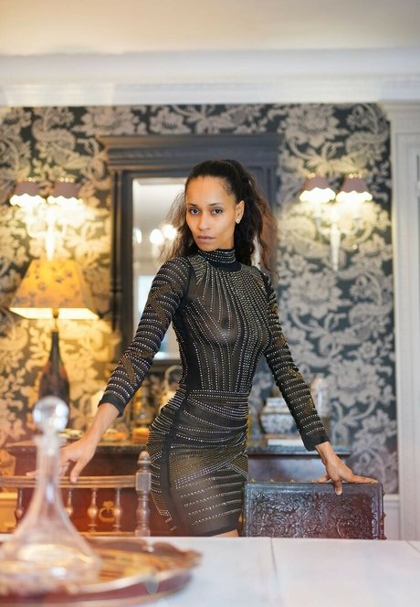 chubby milf onlyfans adult picture