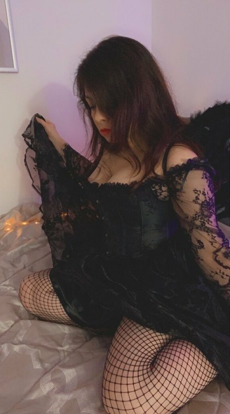 Pikafue naked star photo