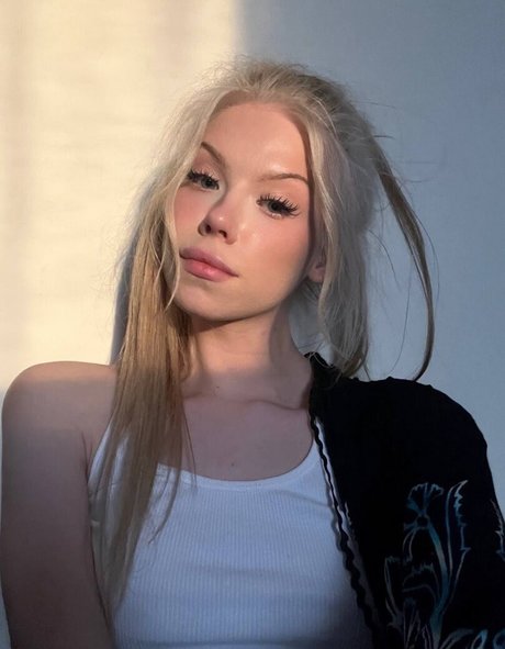 Sonyaplush pretty star img