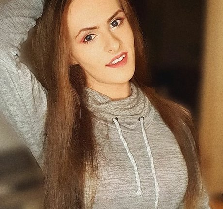 Nikki Harper perfect actress picture