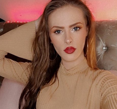 Nikki Harper exclusive actress archive