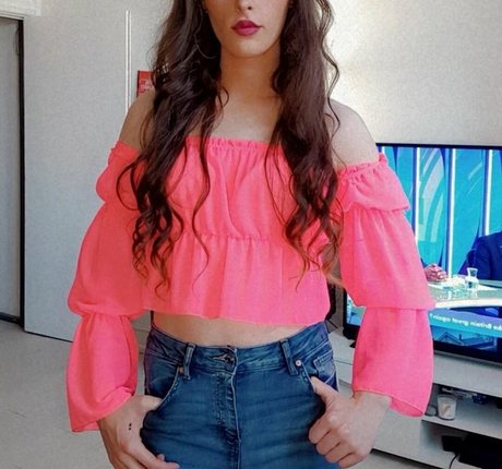 Nikki Harper sexy actress image