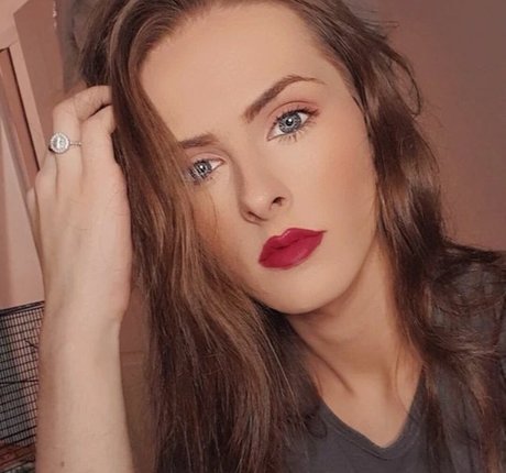 Nikki Harper pornstar pretty pictures