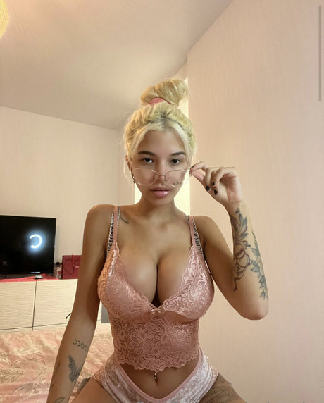 balls onlyfans beautiful pics