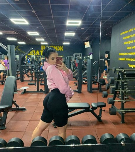 black female onlyfans top img