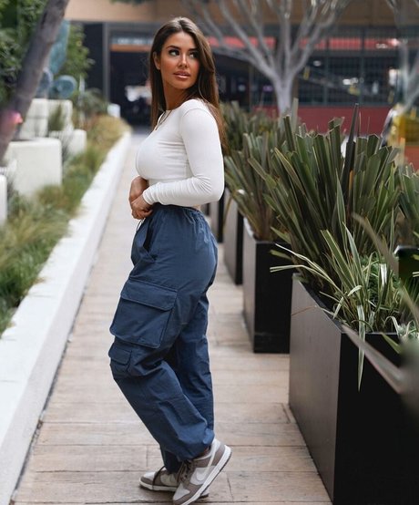 bambifitt naked pornstar gallery