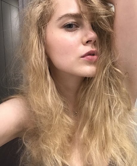 violapolt model nude image