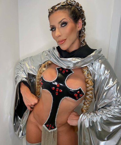 Ana Paula Minerato model hd gallery