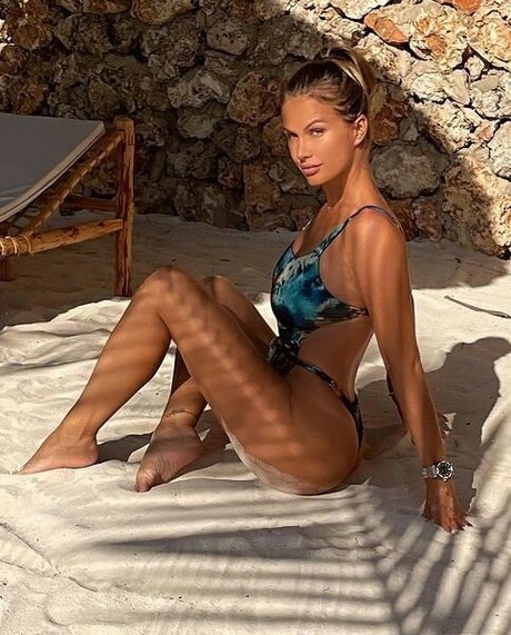 Eva Henger xxx actress image