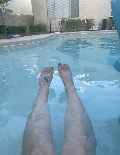 pawgemily1 star xxx image