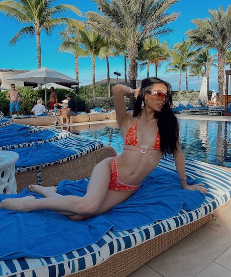 Lauren Kettering pretty star picture