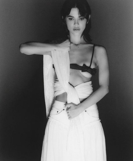 Manu Gavassi Quick photo