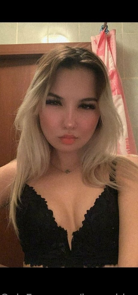 luzgoddes model erotic gallery