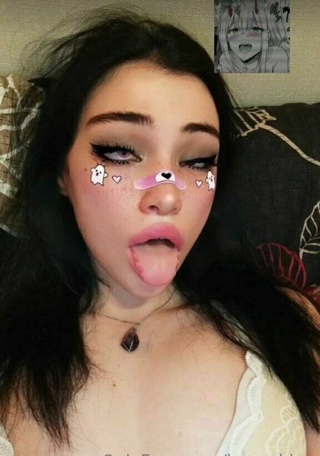 luzgoddes pornstar naked gallery