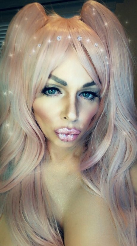 nadiavalentine model galleries