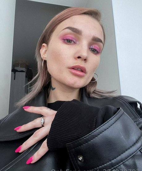 curvy teen onlyfans sexy xxx pic