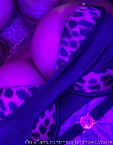 naughtyinkedwhore erotic actress img