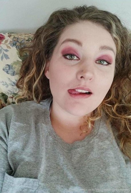 gorgeousgreeneyes pornographic actress photo