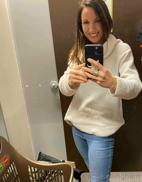 badbex77 beautiful model picture