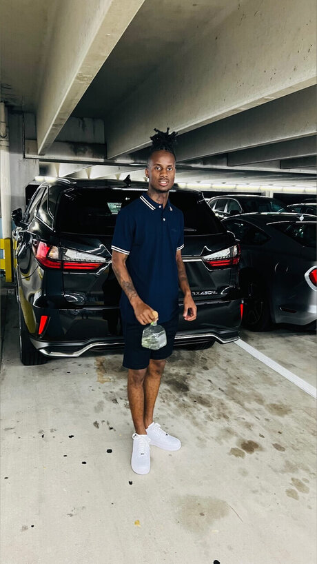 Bigalo hot pornstar gallery