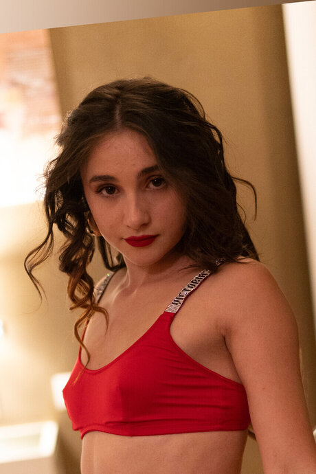 Ada Paradiso exclusive model pictures