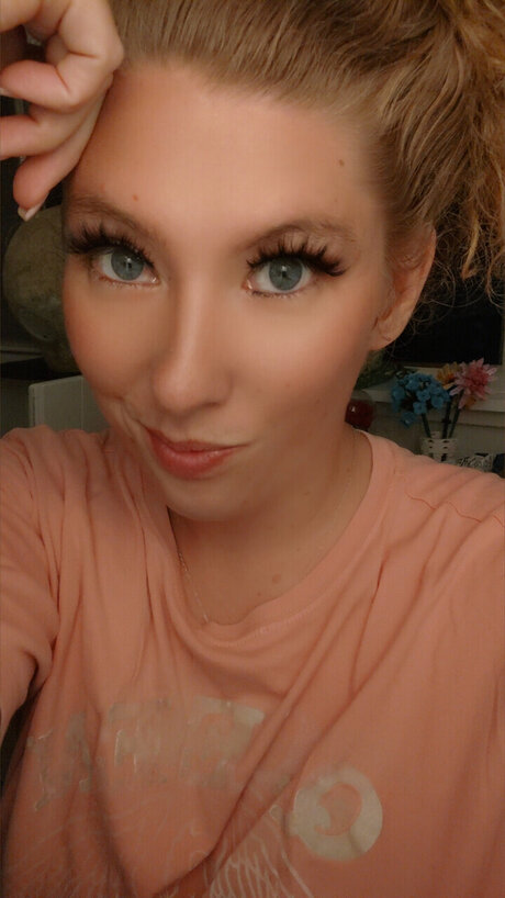 Blondehoney90 star nice image