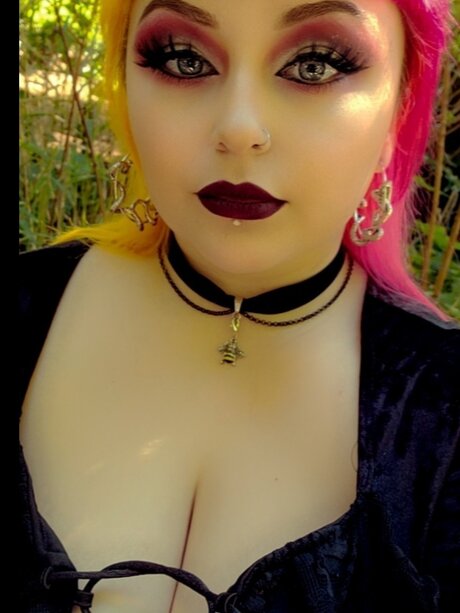 Keely model sexy archive