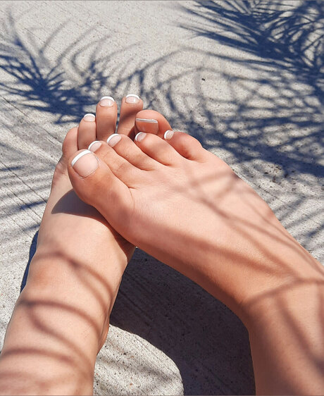 Queen sexy Feet exclusive star image