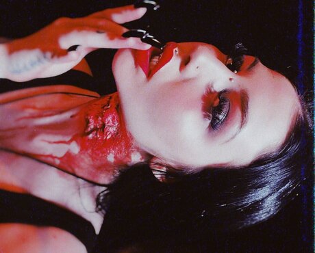 Estelle Moon hd model img