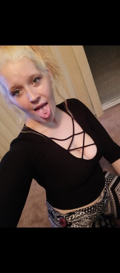 Tiffany Marie model pornographic pictures