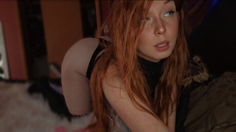 MaeMae model pretty pics