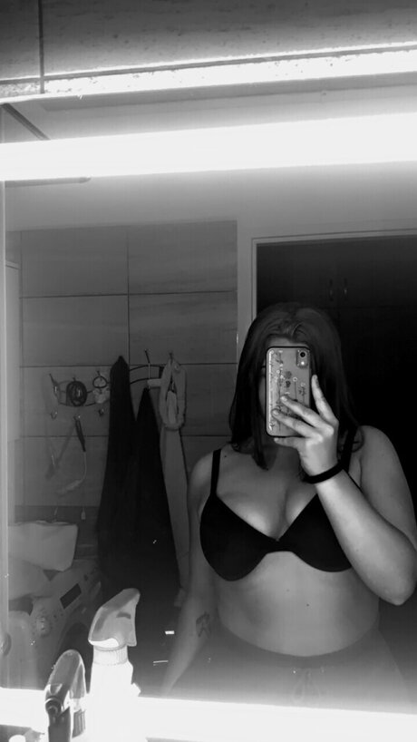 Terina exclusive model galleries