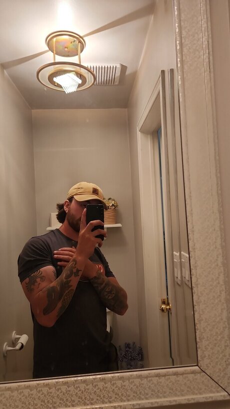 YungBS pornstar nudes picture