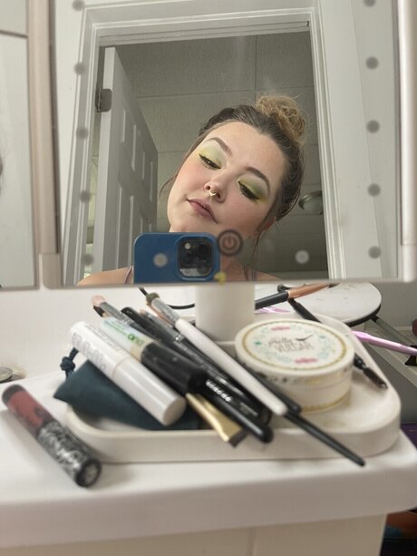 xXhalluciferXx perfect actress photo