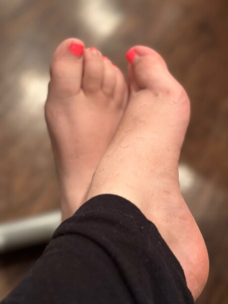 dazzlingfeets model art photo