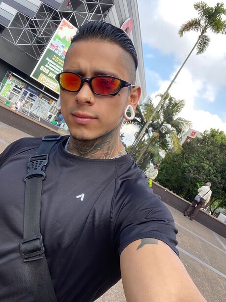 Navaeh naked pornstar galleries