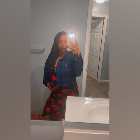 GoddessIsis model adult galleries