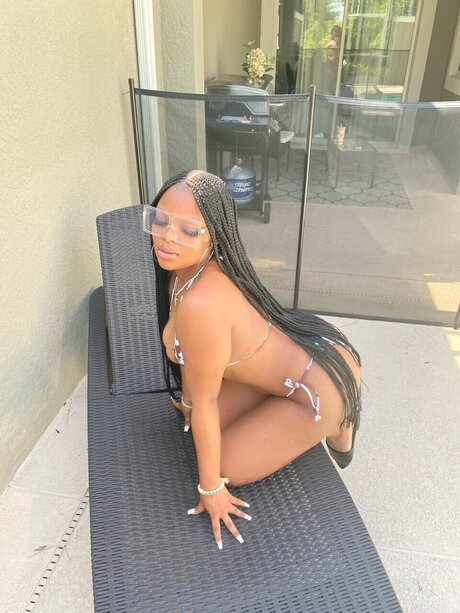 stuckonshonna_ nudes model pics