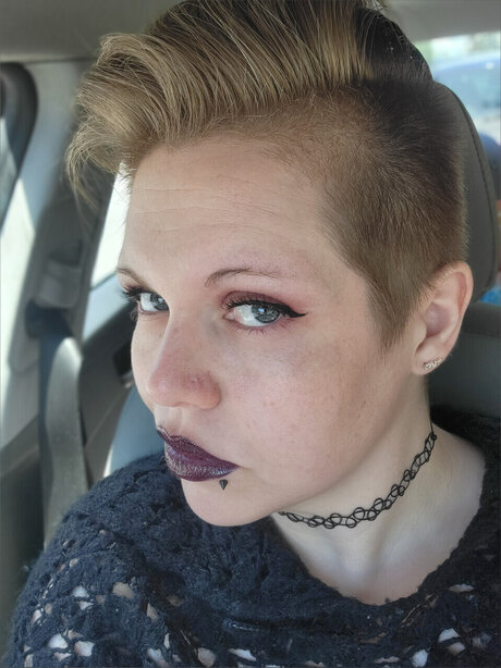 Beshalla top actress pics