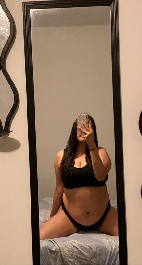 Alexis Luera beautiful actress galleries