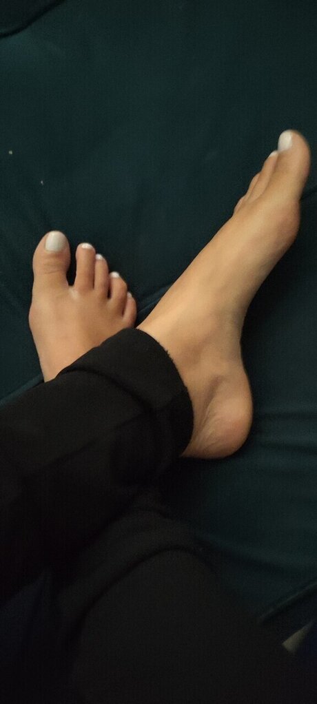 Tata Feet model nice galleries