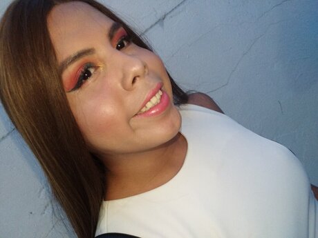 Andrea Gonzalez top star pictures