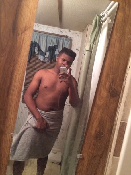 bishop exclusive star pic