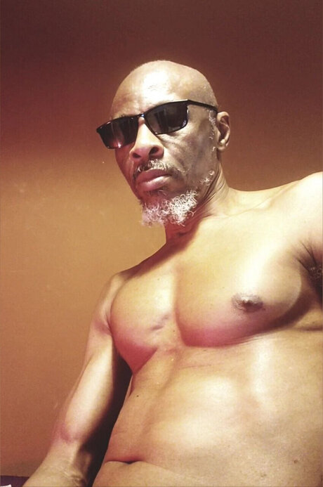 DuVay Knox adult model pics