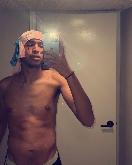 TrippyRiqq pornstar free pic