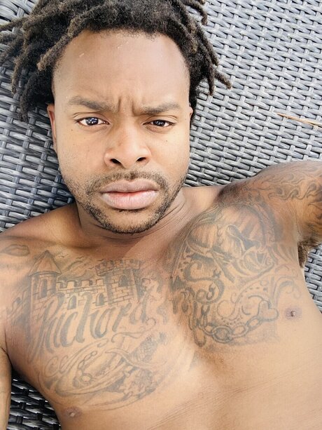 Dickemdwnslick model erotic pictures