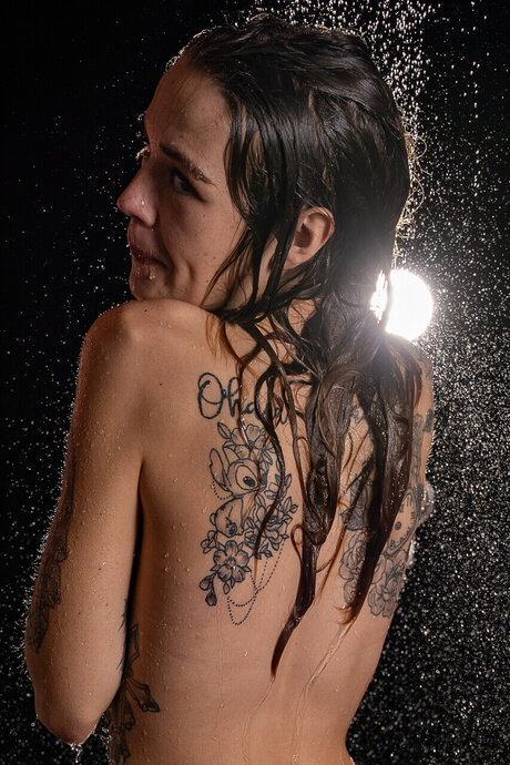 Dirtygirl98 erotic model images