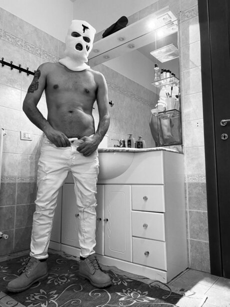 Erik88xxx nudes star images