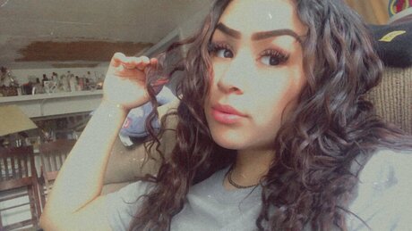 BrazzyB nice pornstar img