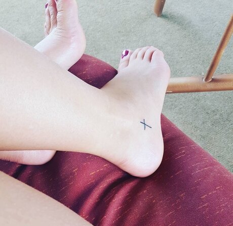 Tootsie erotic model pictures